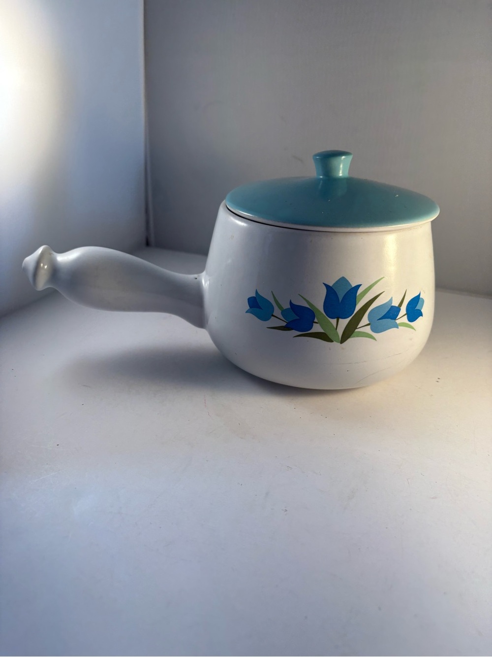 Vintage Pennsbury Pottery Blue Tulip Stoneware Lidded Saucepan Pot 700 MCM